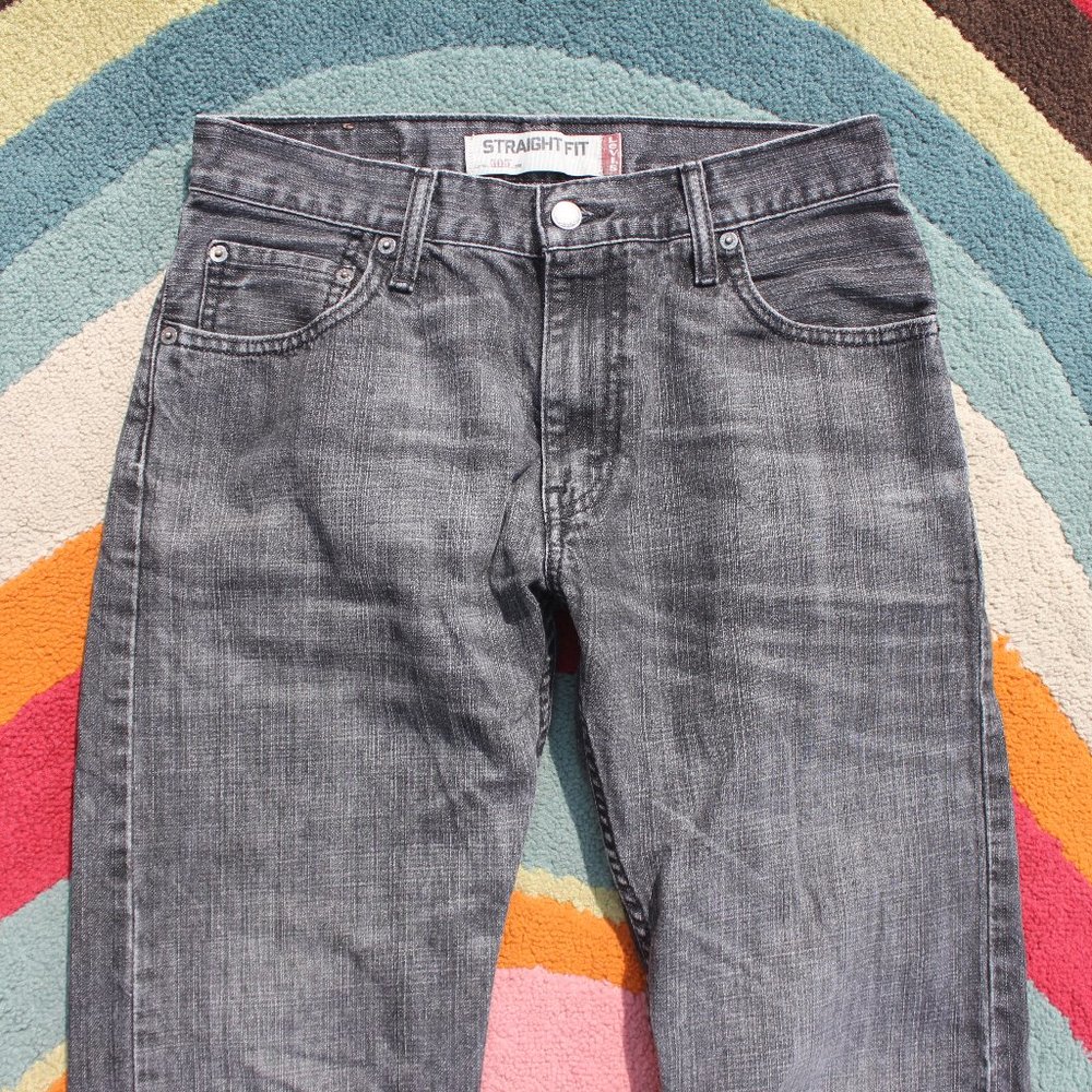 Black Straight Fit Jean Levis